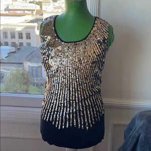 Shine ✨ Bright like a diamond! Gold sequin tank
